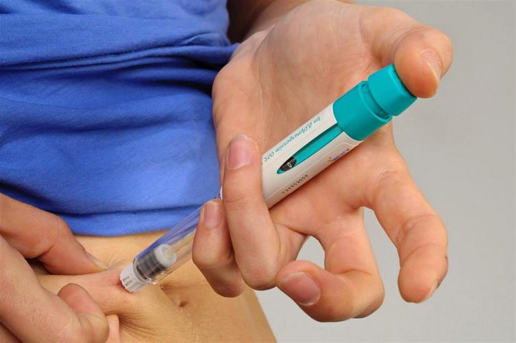 供卵试管本人要做促排(供卵试管促排治疗重点关注)